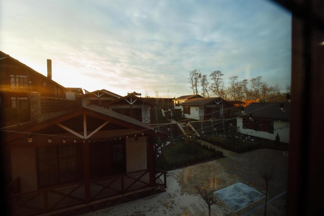 Hotel Waterloo Village *